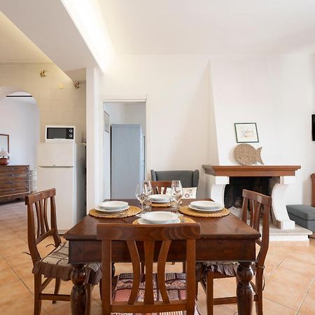 Апартаменты Seaview House Кала-Гононе Экстерьер фото